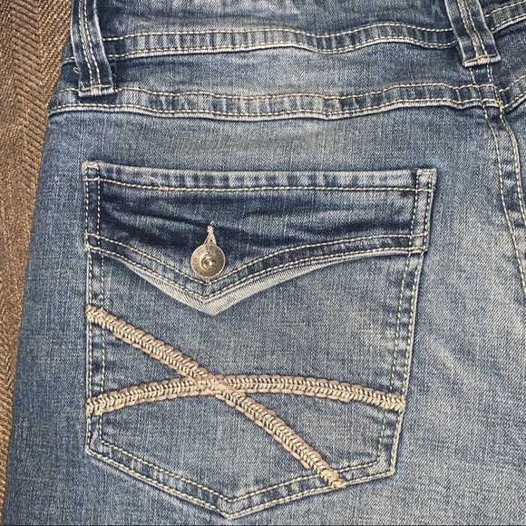 Axel Jeans Euc Axel Slim Bootcut Jeans Size 36 Poshmark